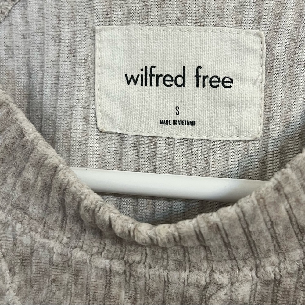 Aritzia Wilfred free organic cotton Gray Ribbed Crewneck Casual Pullover comfy - Picture 3 of 8